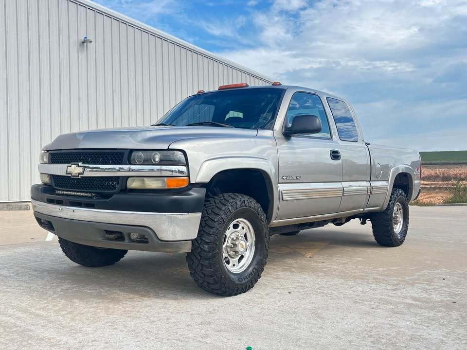 2002 Chevrolet Silverado 2500HD LS