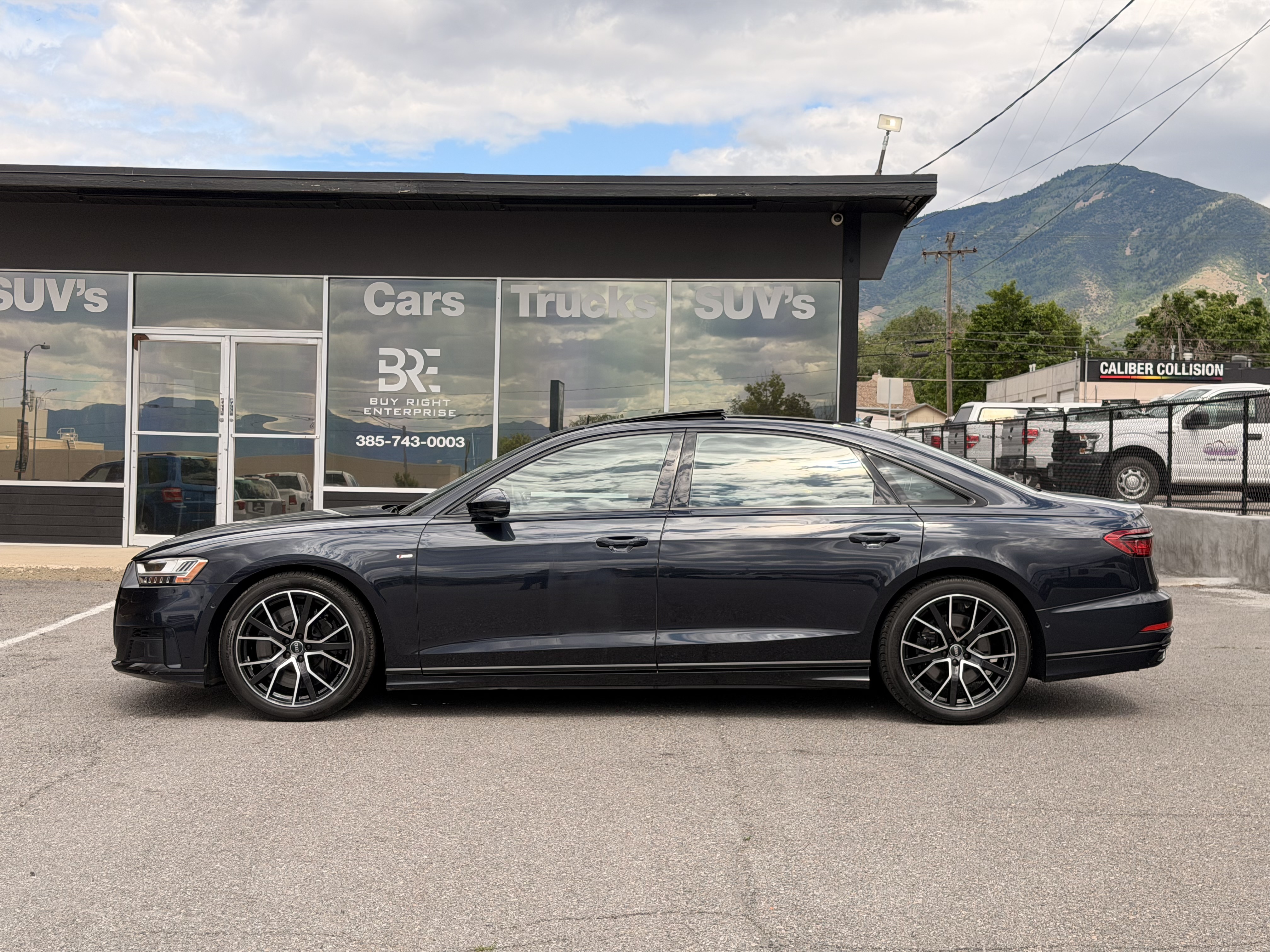 2021 Audi A8 60 TFSI L quattro Tiptronic's photo