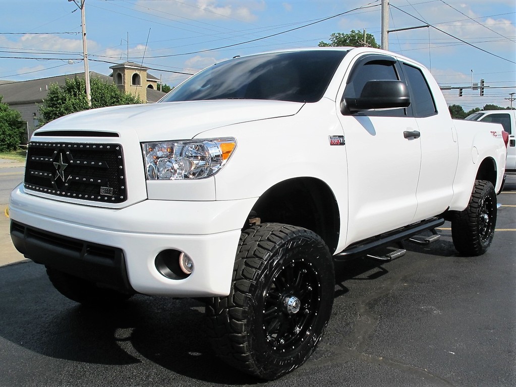 Autowerks of NWA | Used 2010 White Toyota Tundra For Sale In