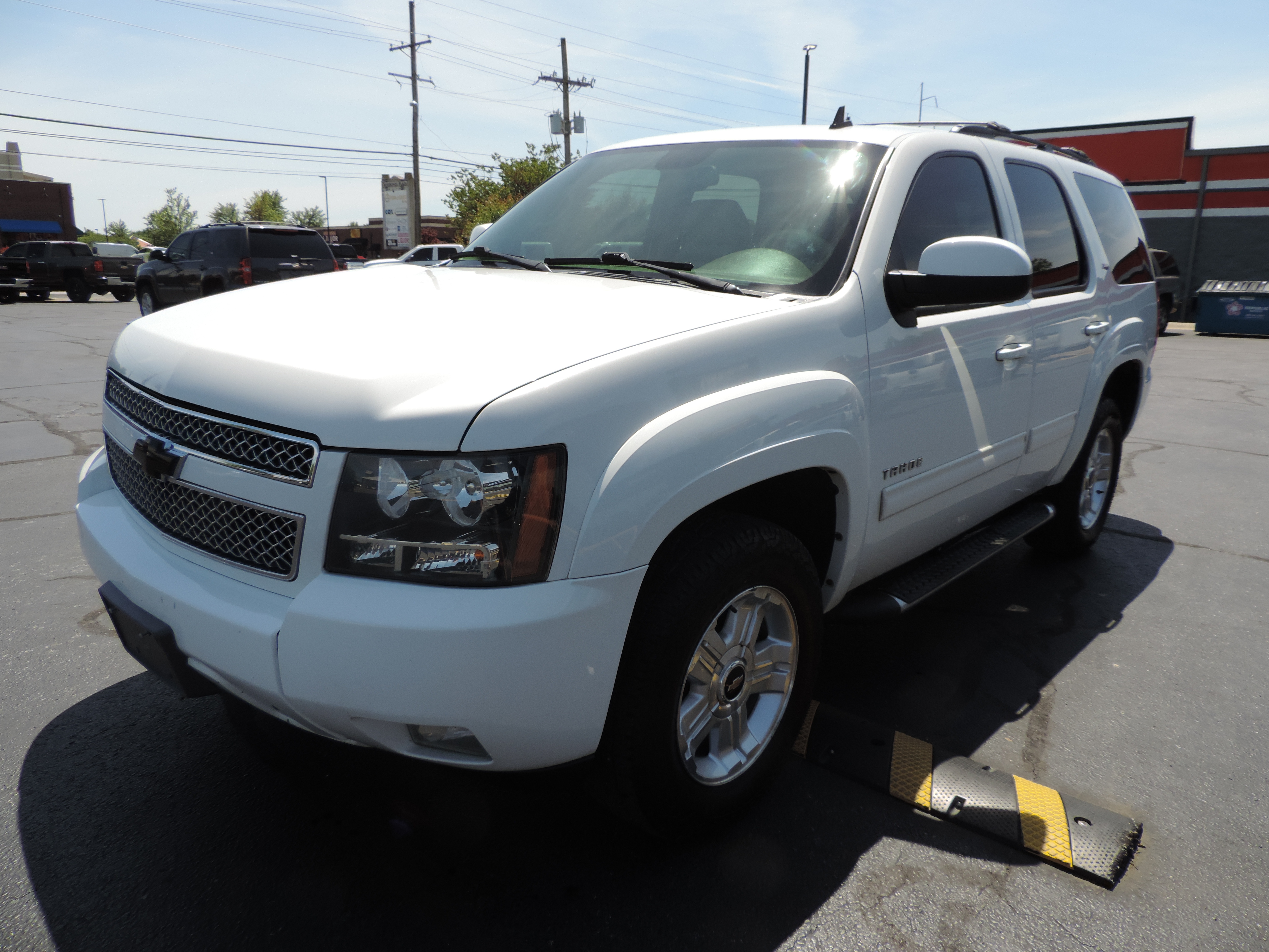 Autowerks of NWA Used 2012 White Chevrolet Tahoe For