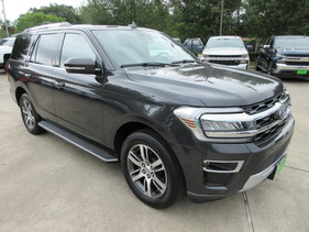 2023 Ford Expedition Limited's photo