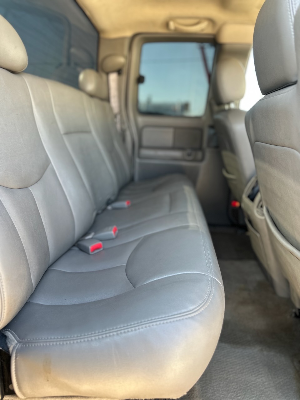 2003 Chevrolet Silverado 2500HD LT photo 13