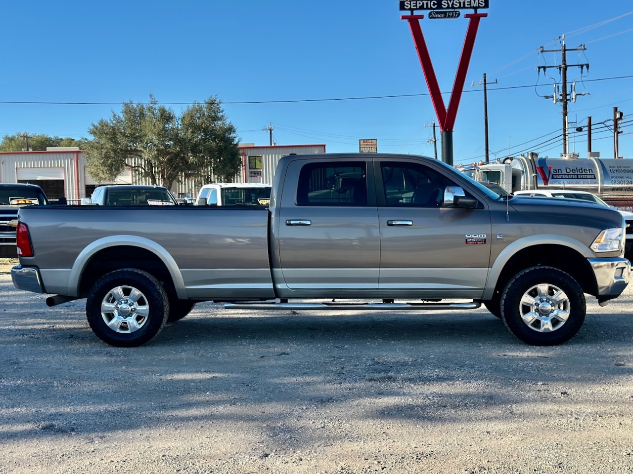 2010 Ram 2500 Power Wagon photo 4