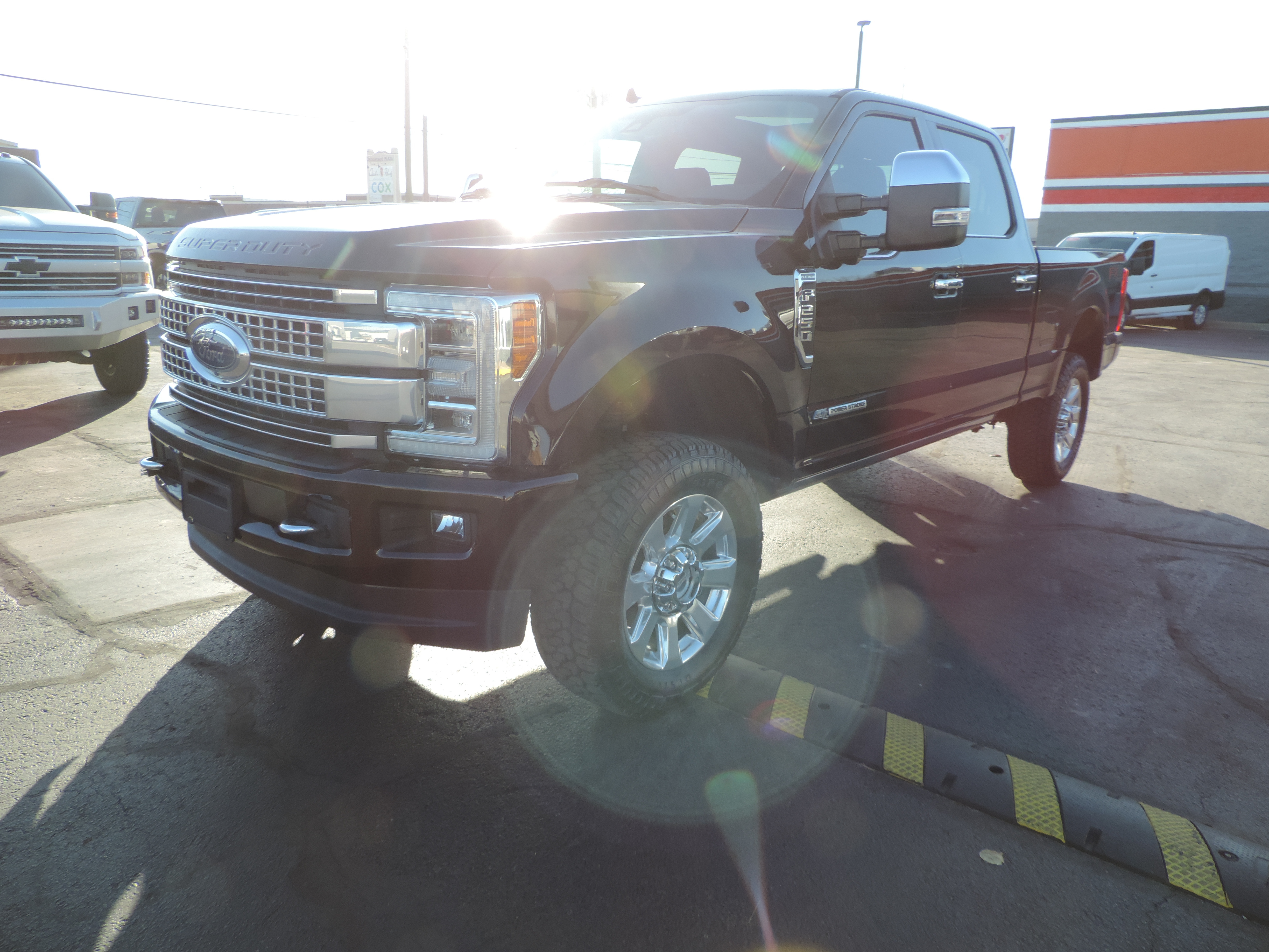 2019 Ford F-250 Super Duty Platinum's photo