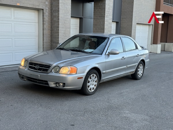 2004 Kia Optima EX's photo