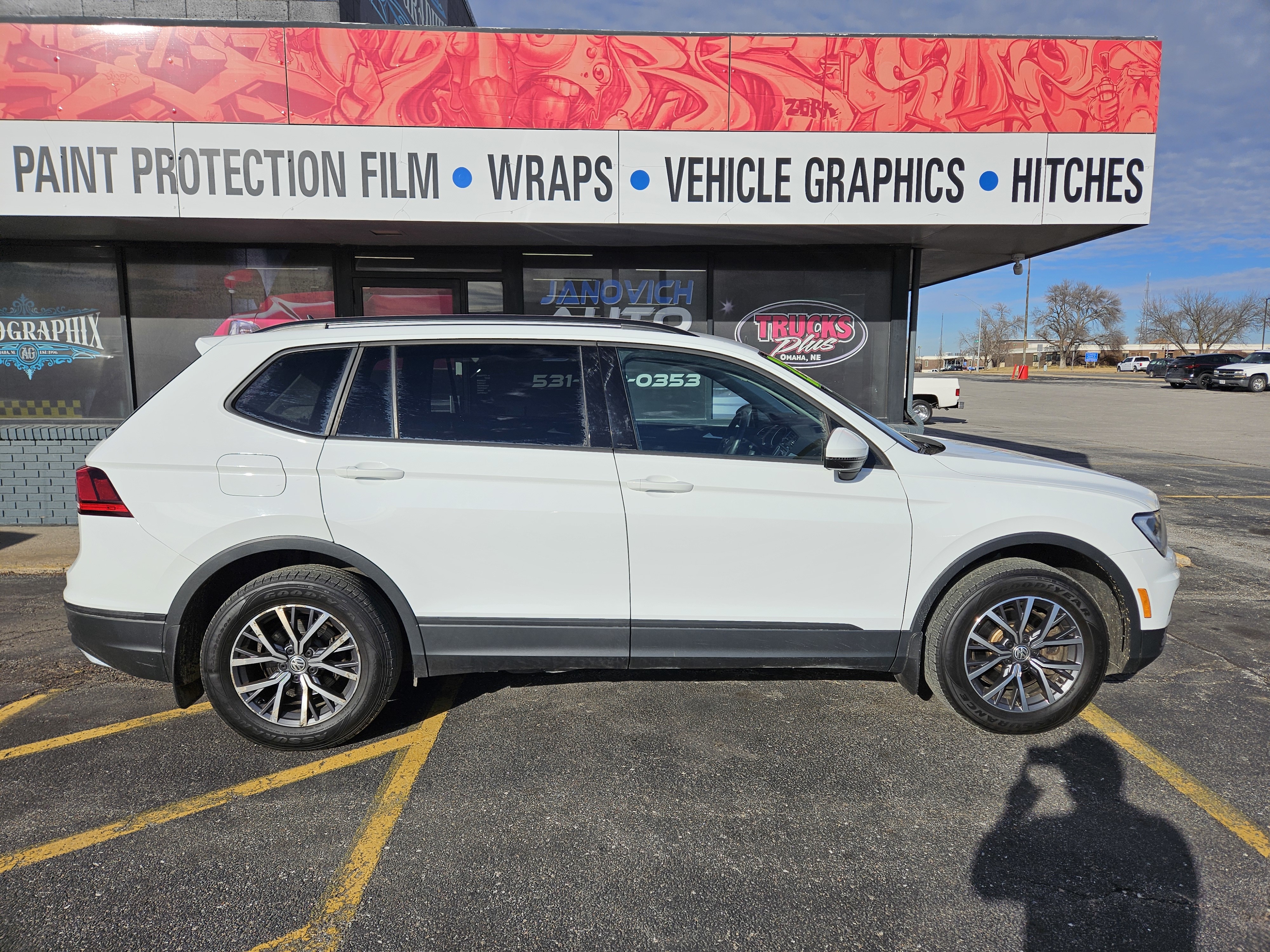 2021 Volkswagen Tiguan S's photo