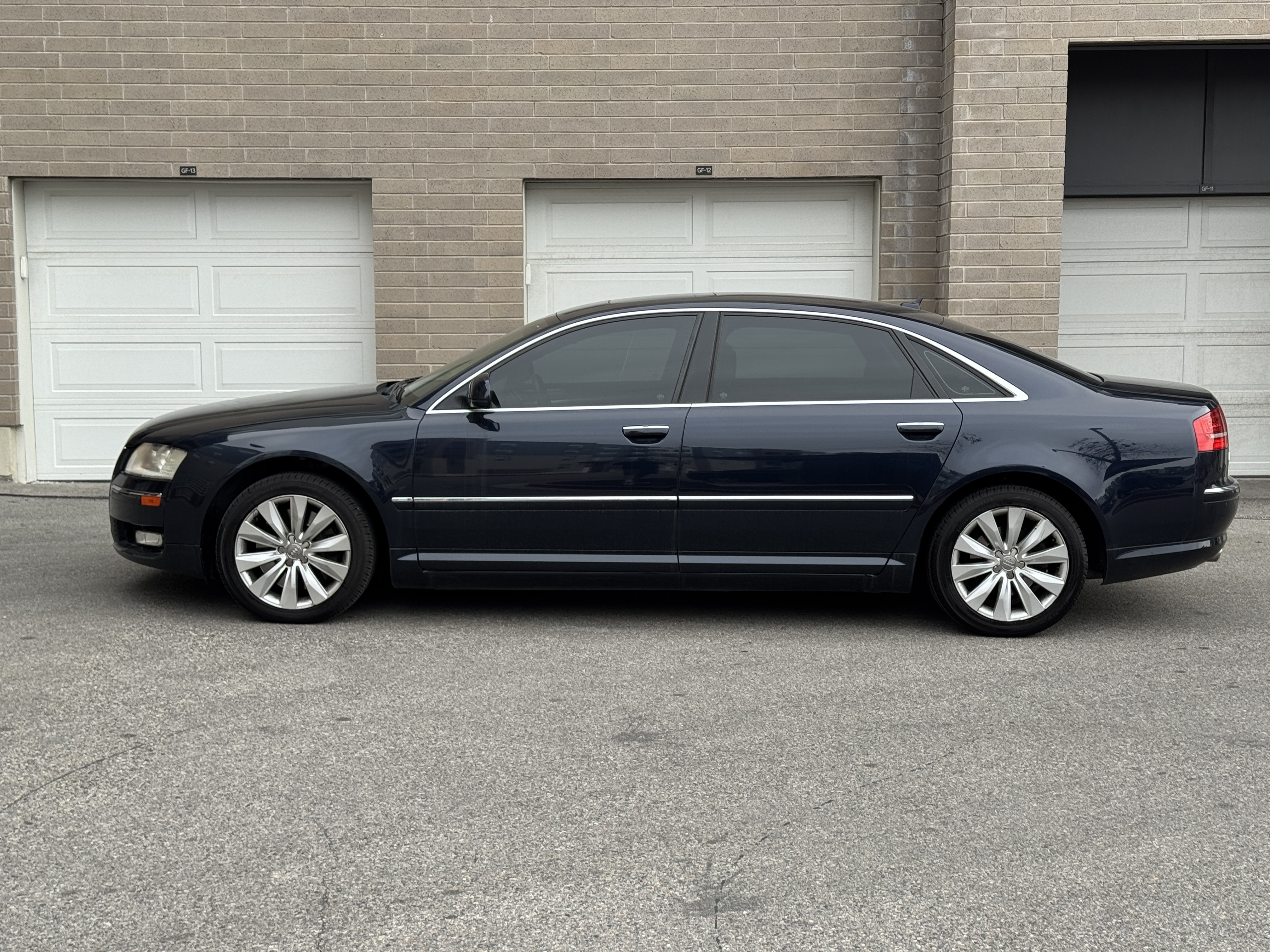 2009 Audi A8 Base