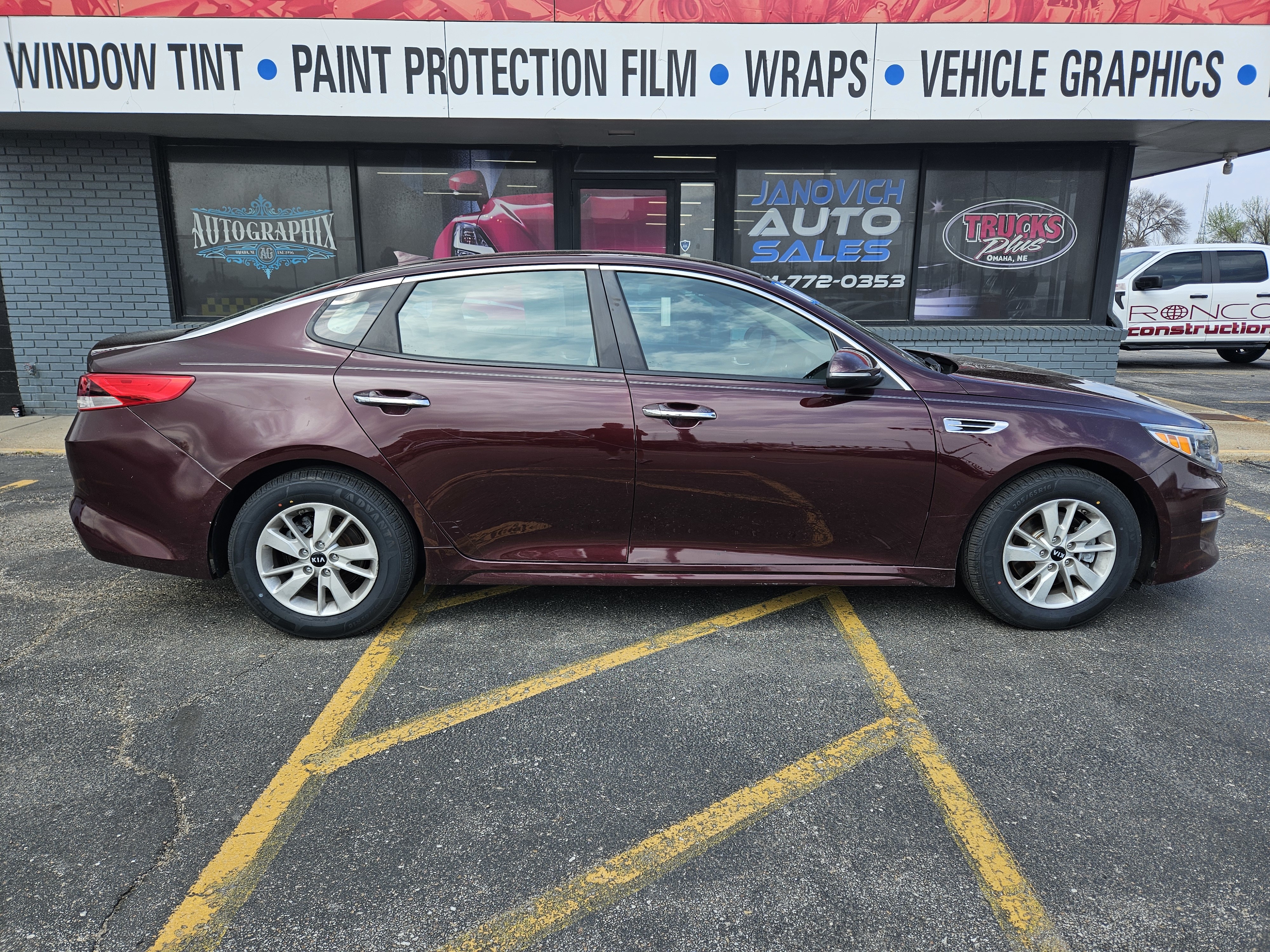 2016 Kia Optima LX AT's photo
