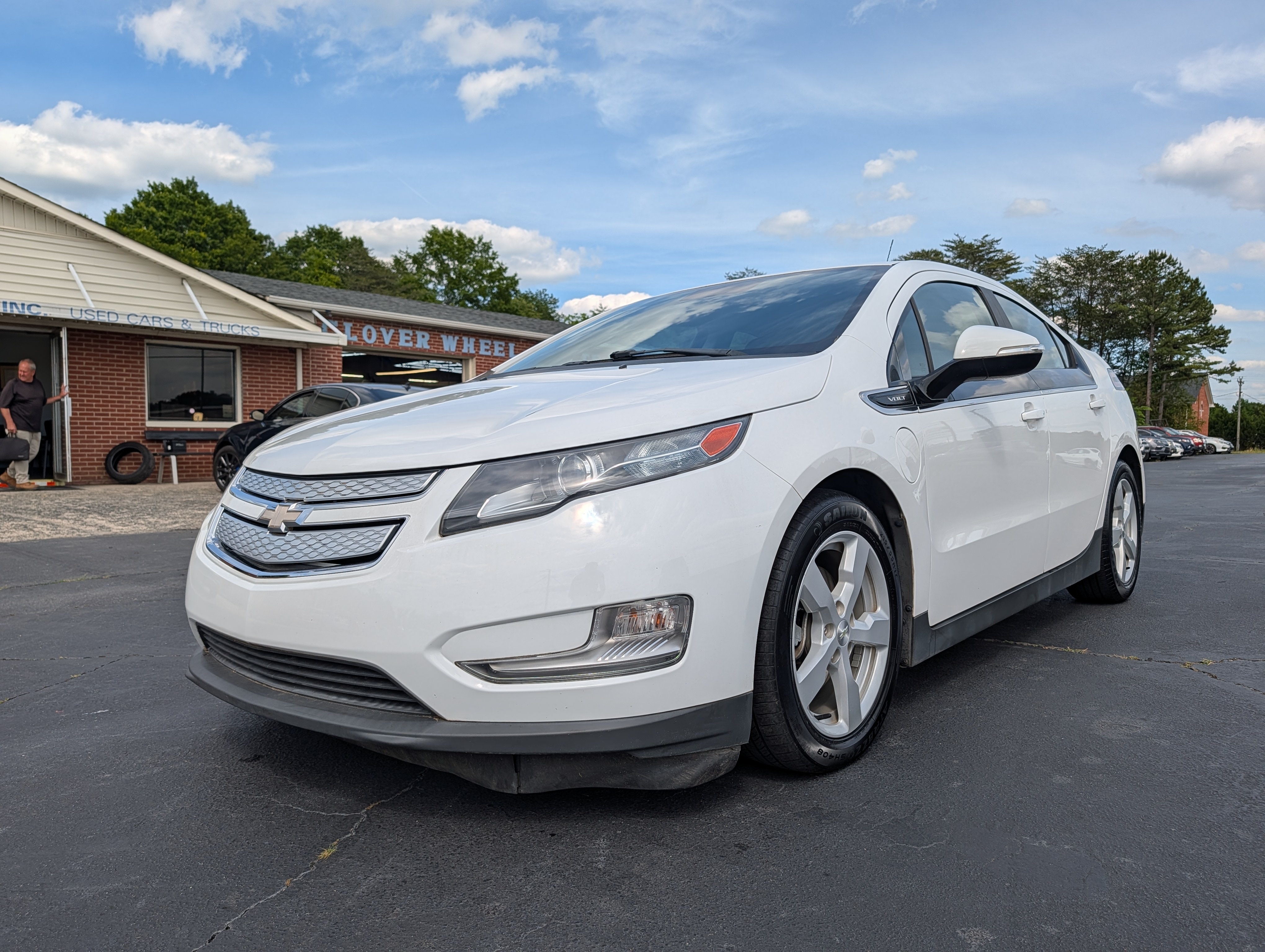 Vehicle Image 2