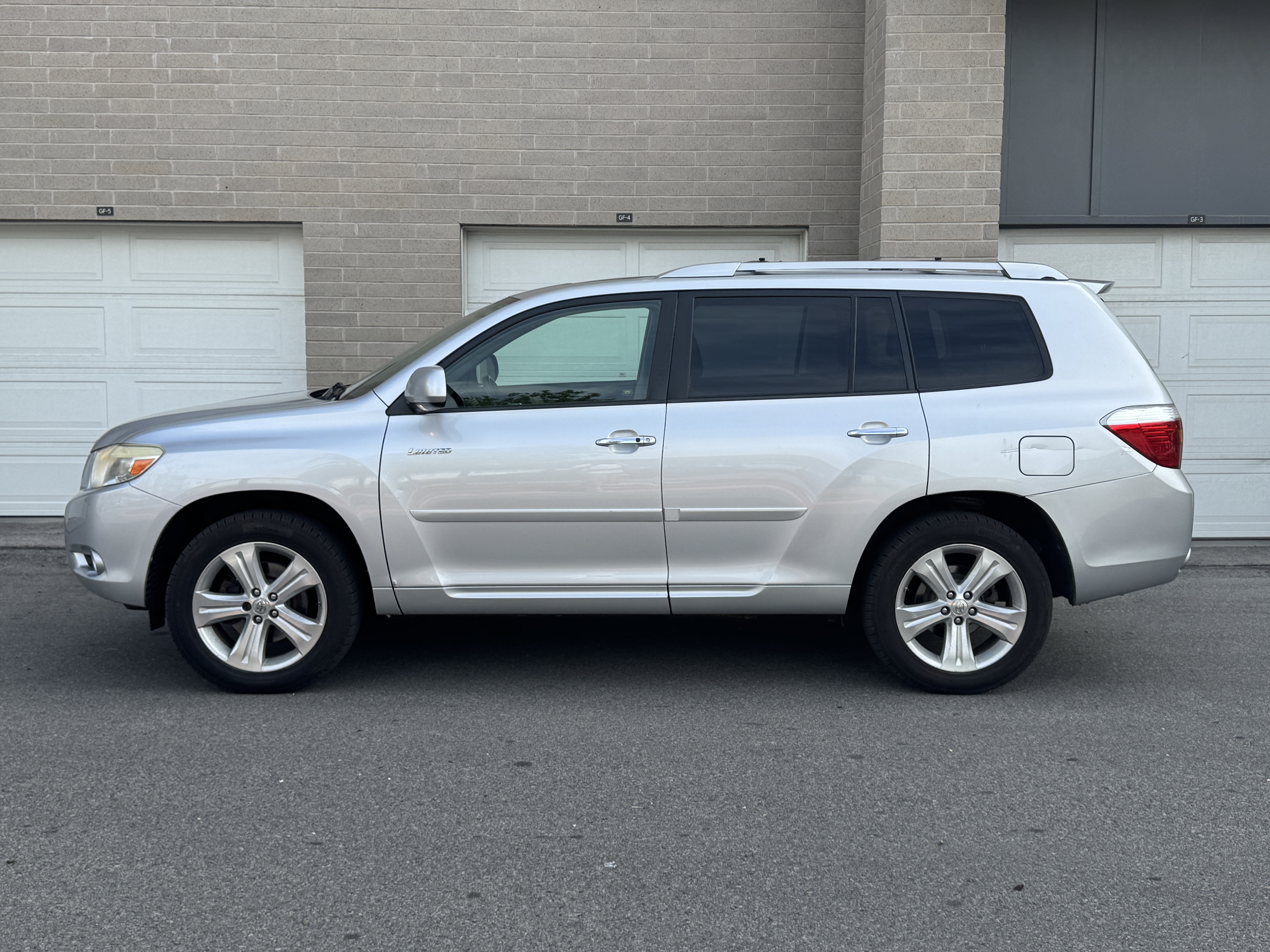 2008 Toyota Highlander Limited - Photo 2