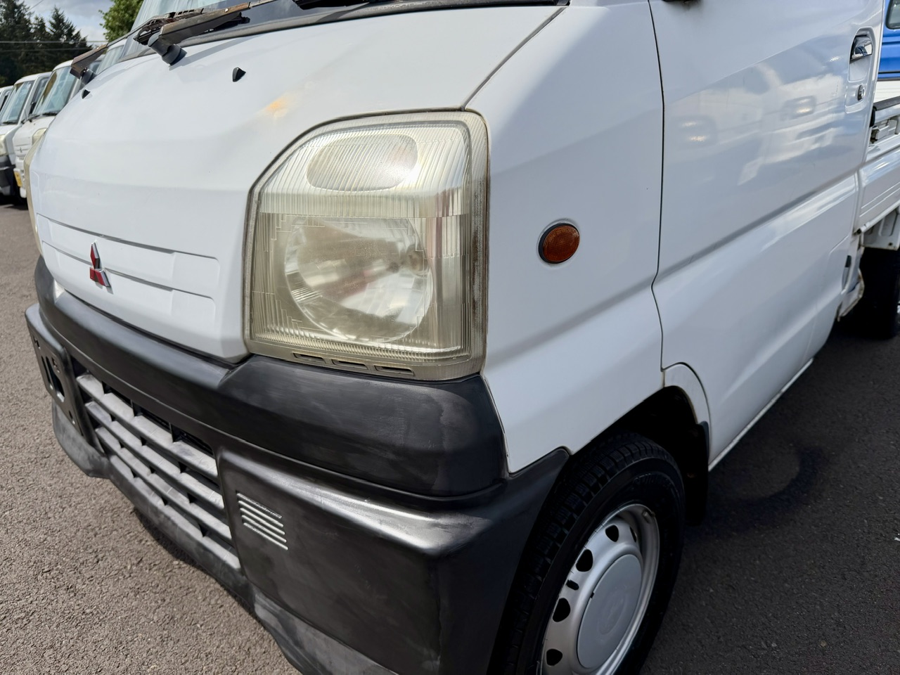 1999 Mitsubishi Minicab JDM car for sale — photo 10 of 25