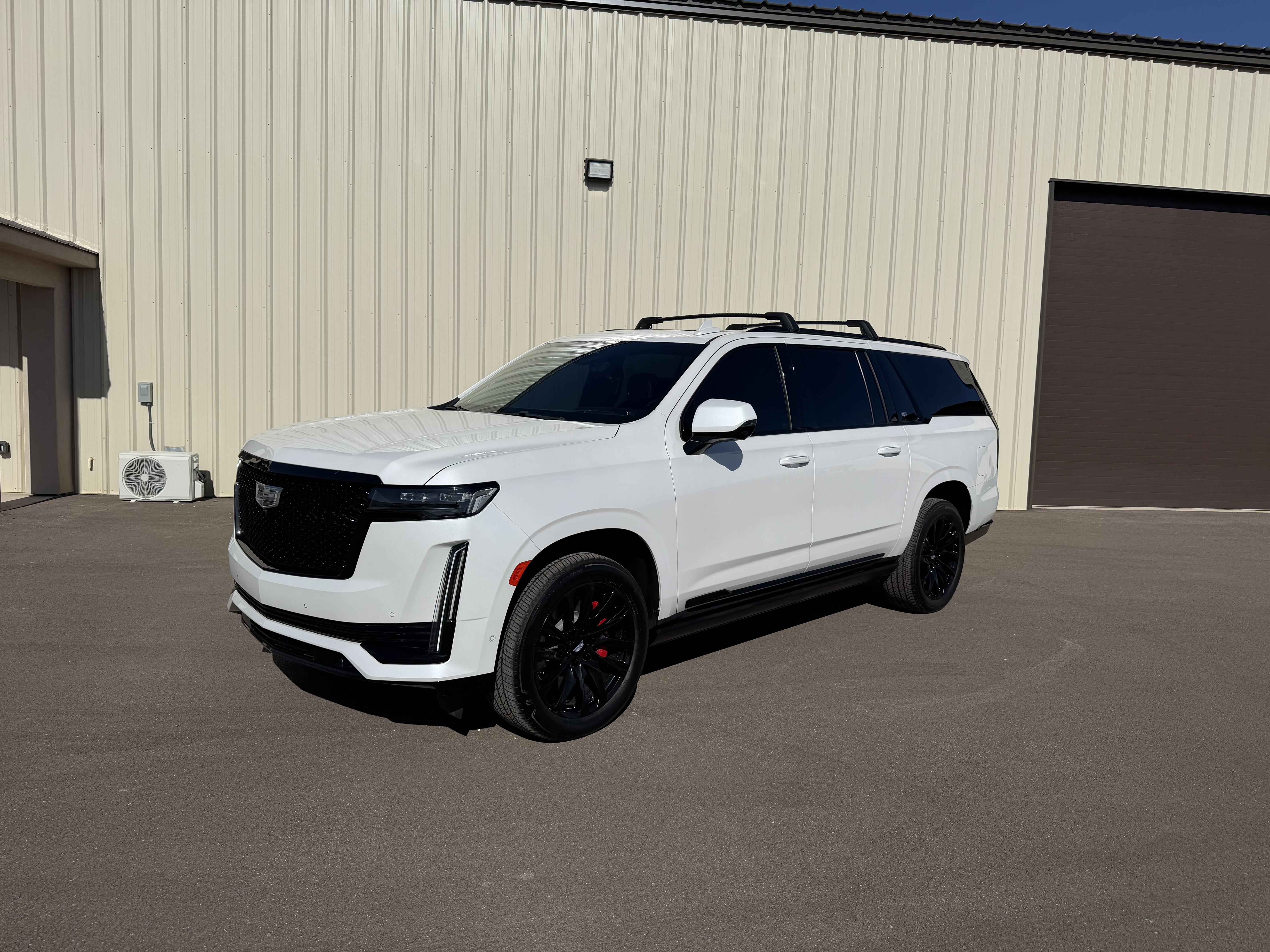 2023 Cadillac Escalade ESV 4WD Sport Platinum's photo