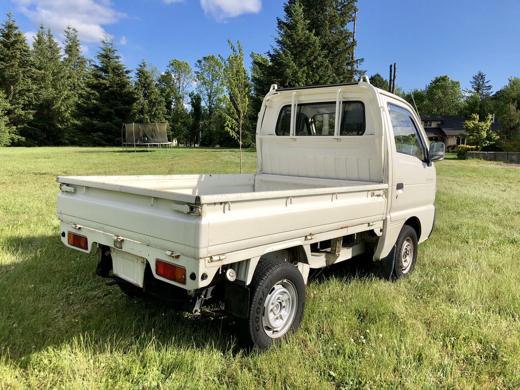 Boeki USA | Used 1992 Ivory Mazda Scrum For Sale In Vancouver, WA 98660