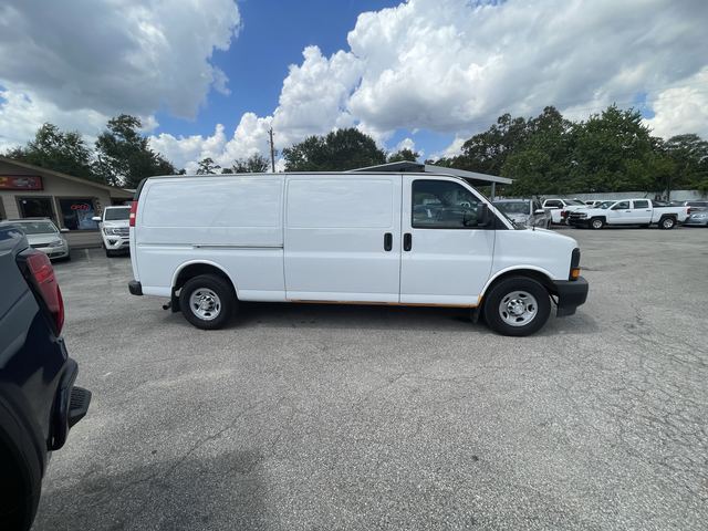 2017 Chevrolet Express Cargo Work Van photo 6