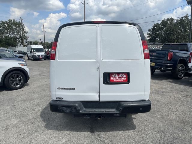 2019 Chevrolet Express Cargo Work Van photo 4