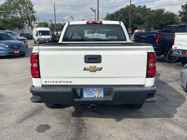 2017 Chevrolet Silverado 1500 null photo 4