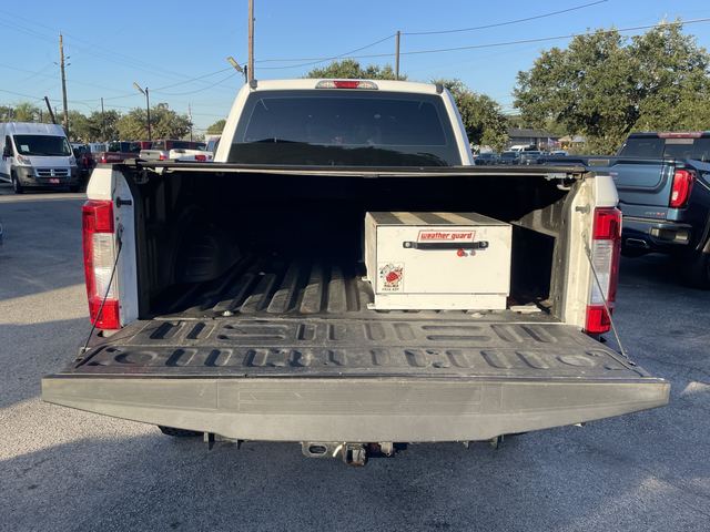 2019 Ford F-250 Super Duty XLT photo 13