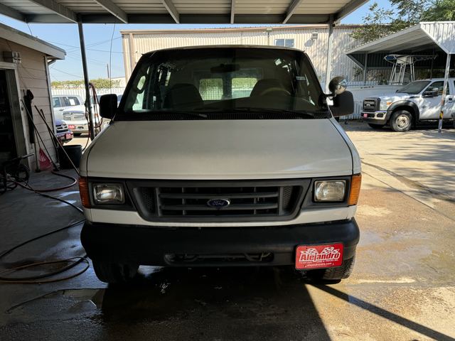 2006 Ford Econoline Van Commercial photo 4