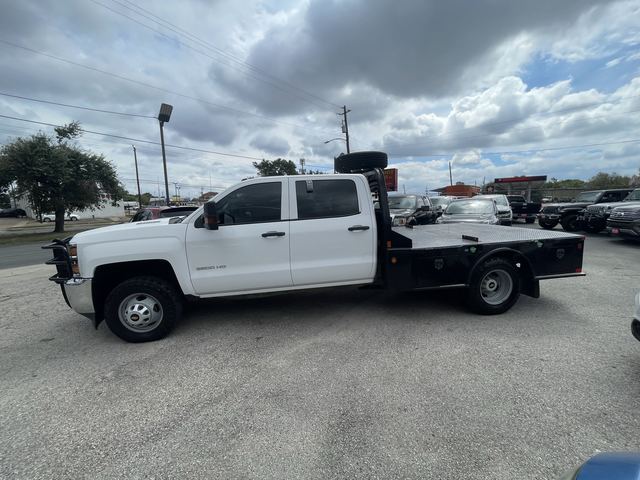 2016 Chevrolet Silverado 3500 Chassis Cab Work Truck photo 2