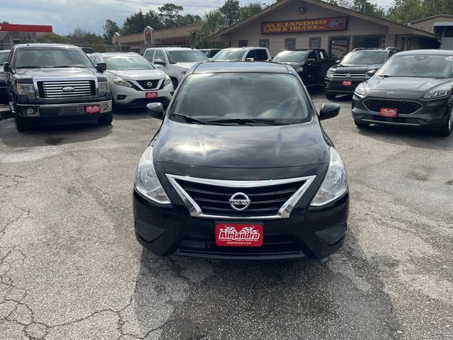 2016 Nissan Versa Sedan SV photo 8