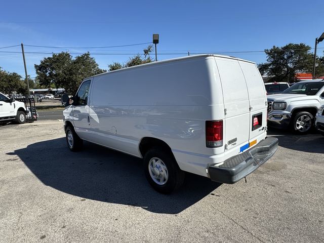 2013 Ford E-Series Econoline Van Commercial photo 2