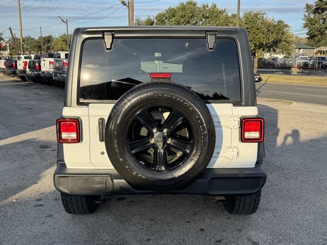 2020 Jeep Wrangler Unlimited Altitude photo 4