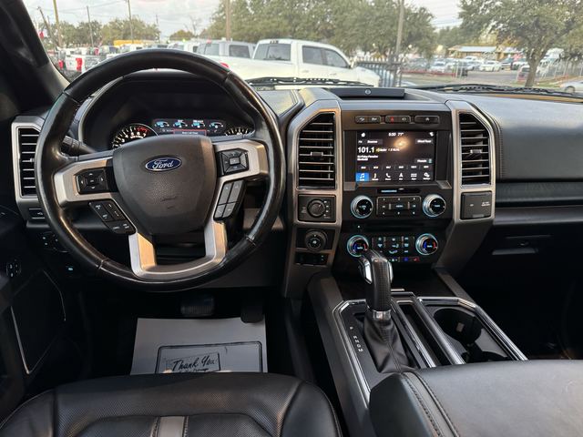 2018 Ford F-150 Platinum photo 21