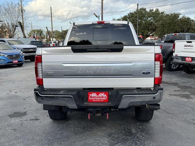 2017 Ford F-250 Super Duty King Ranch photo 4