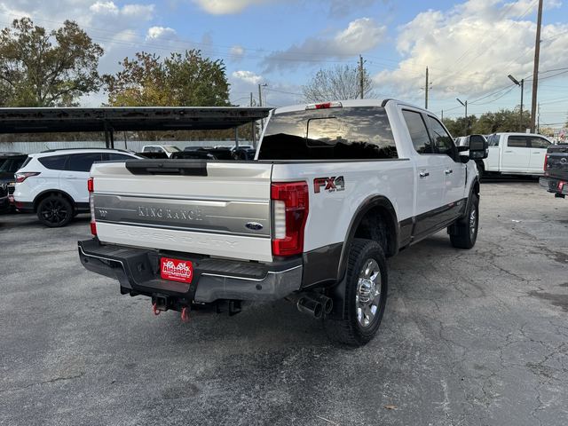 2017 Ford F-250 Super Duty King Ranch photo 5