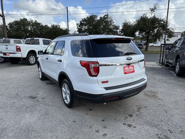 2018 Ford Explorer Base photo 3